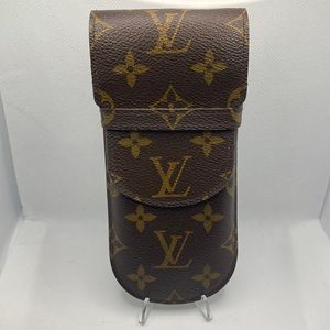 Louis Vuitton sunglasses holder